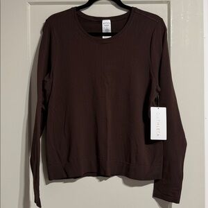 ATHLETA | NWT In Motion Seamless Top size large